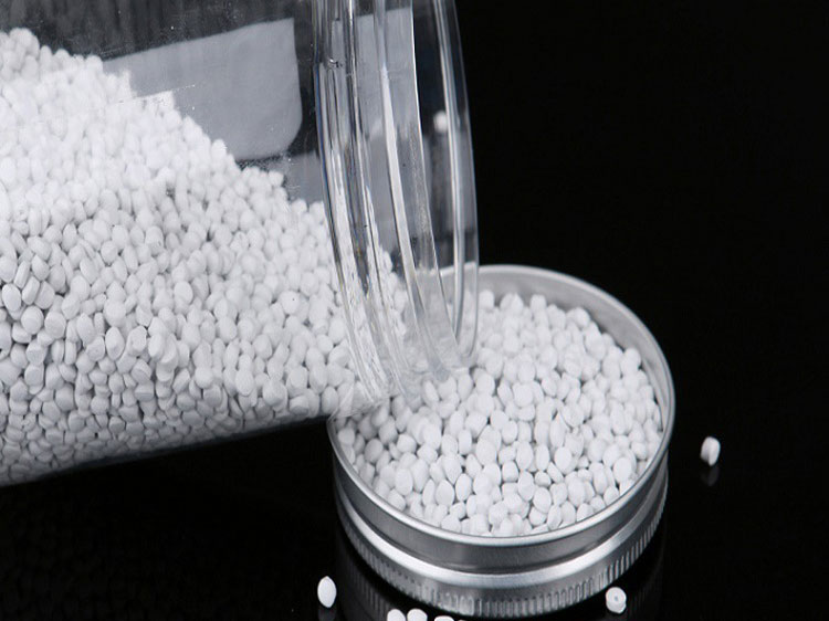 白色母粒應(yīng)該如何解決色母粒使用中常見(jiàn)的小問(wèn)題？